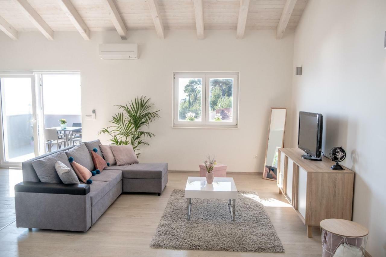 Luxury Sea View Apartment Jesenice  Luaran gambar